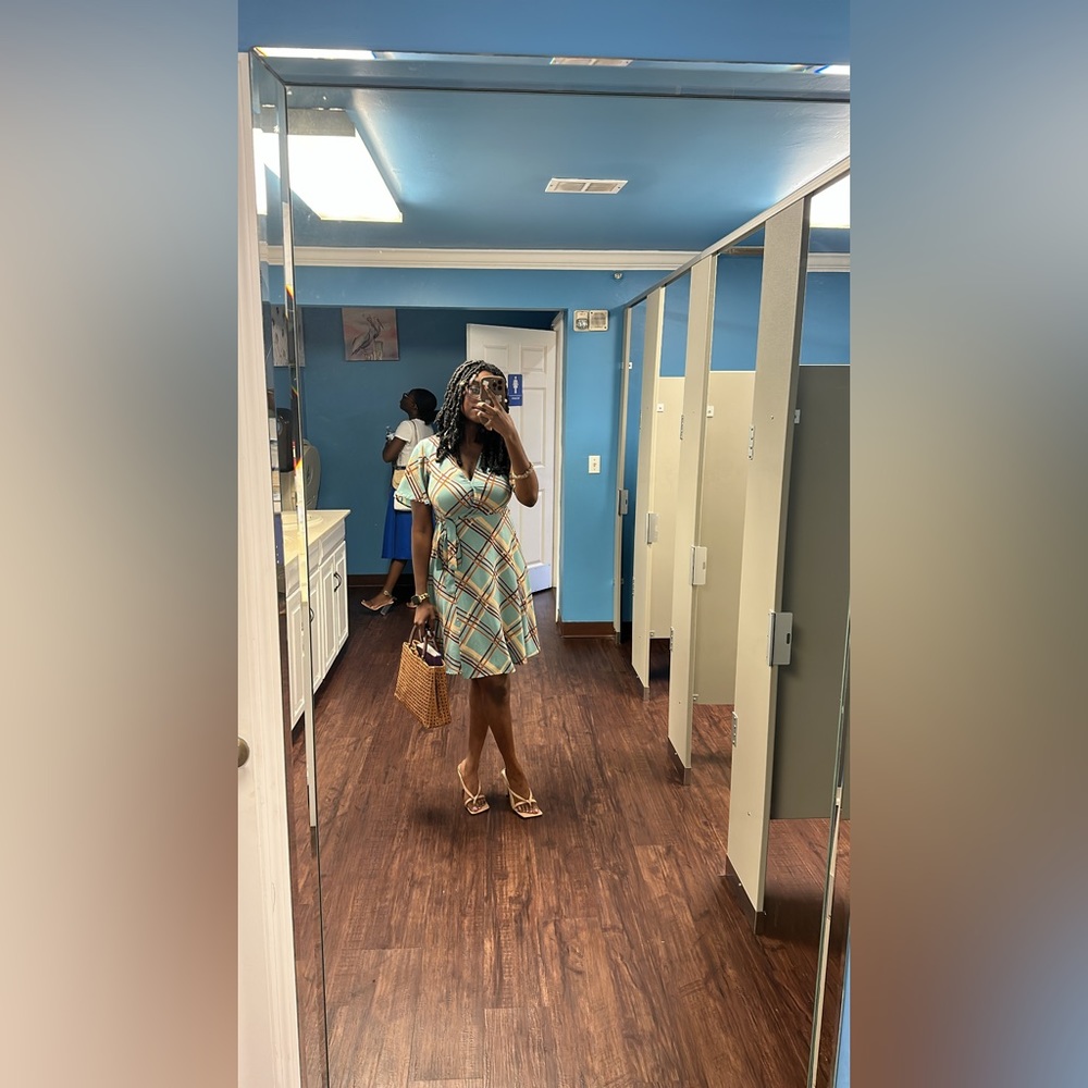Short dress